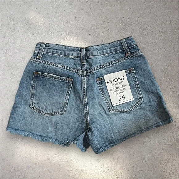 NWT EVIDNT | Distressed High Rise Denim Short Anthropologie Size 25 - Picture 2 of 4
